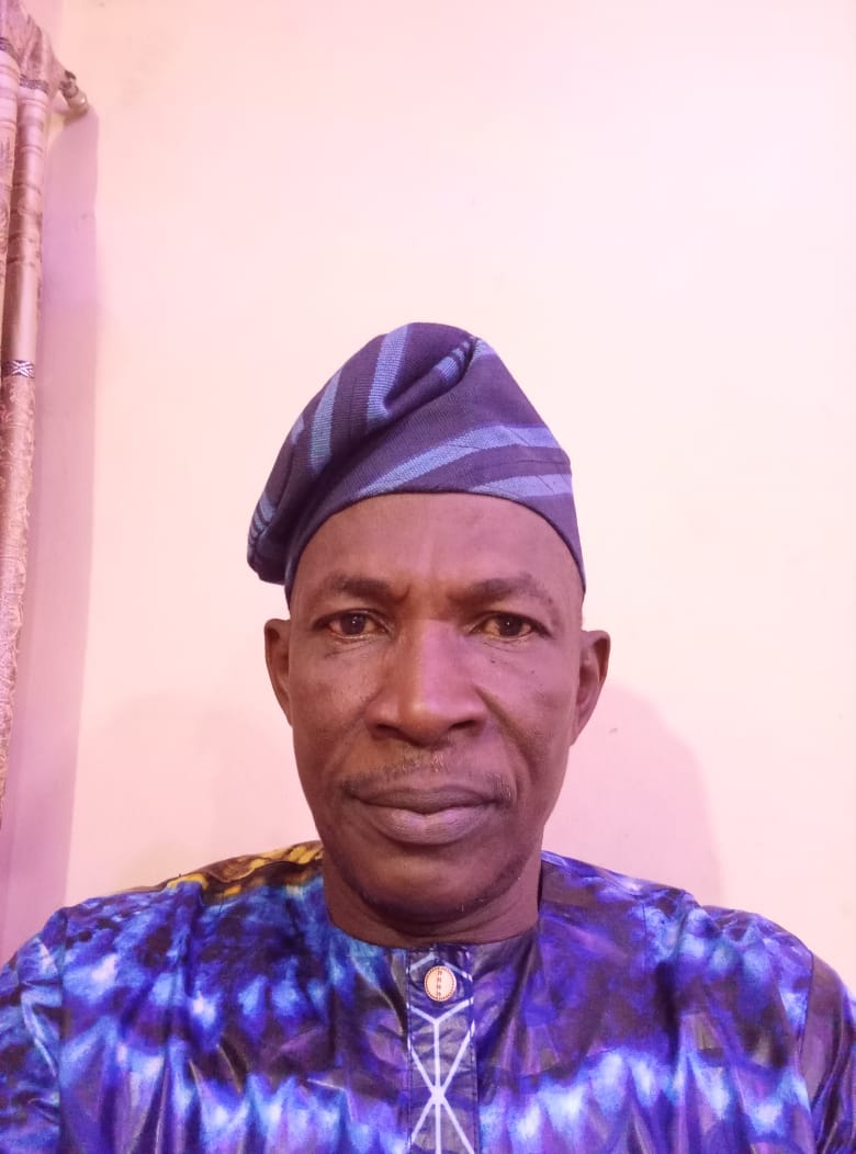 Lamidi Y. O., Principal, Isonyin Grammar School (Senior)